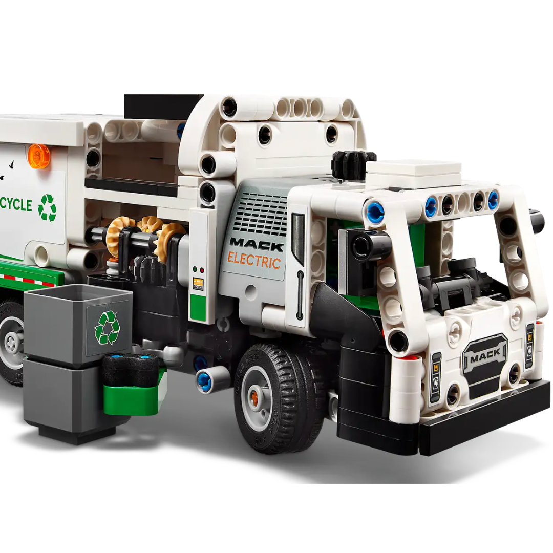 42167 - Mack® LR Electric Refuse Truck