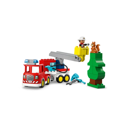 10473 - Camión de Bomberos con Manguera y Bomberos